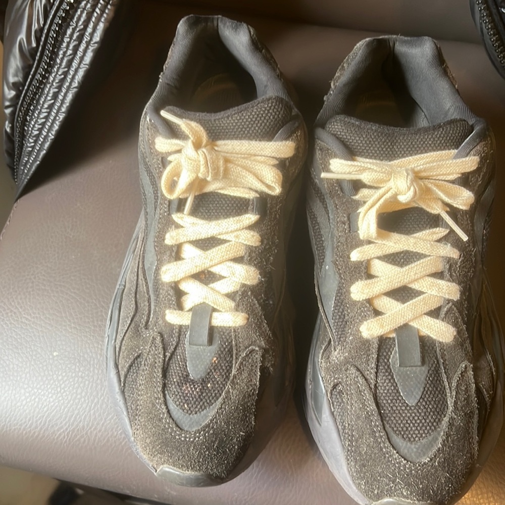 Blk Yeezy old worn as slippers
